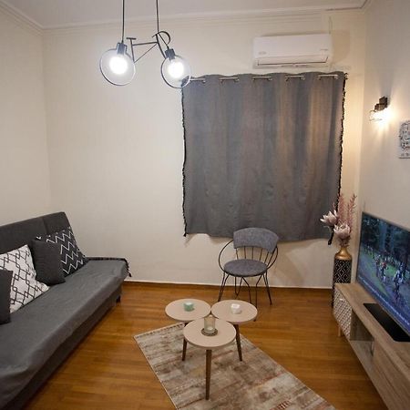Lovely Nest Piraeus Exterior photo