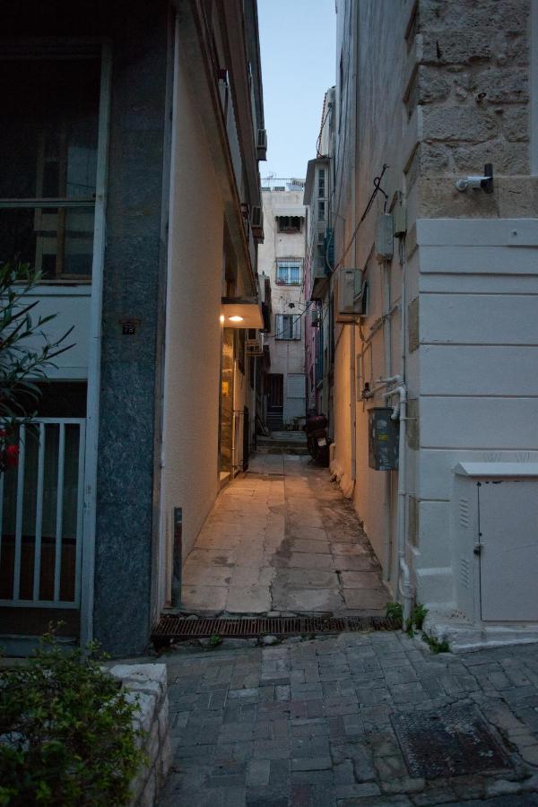 Lovely Nest Piraeus Exterior photo